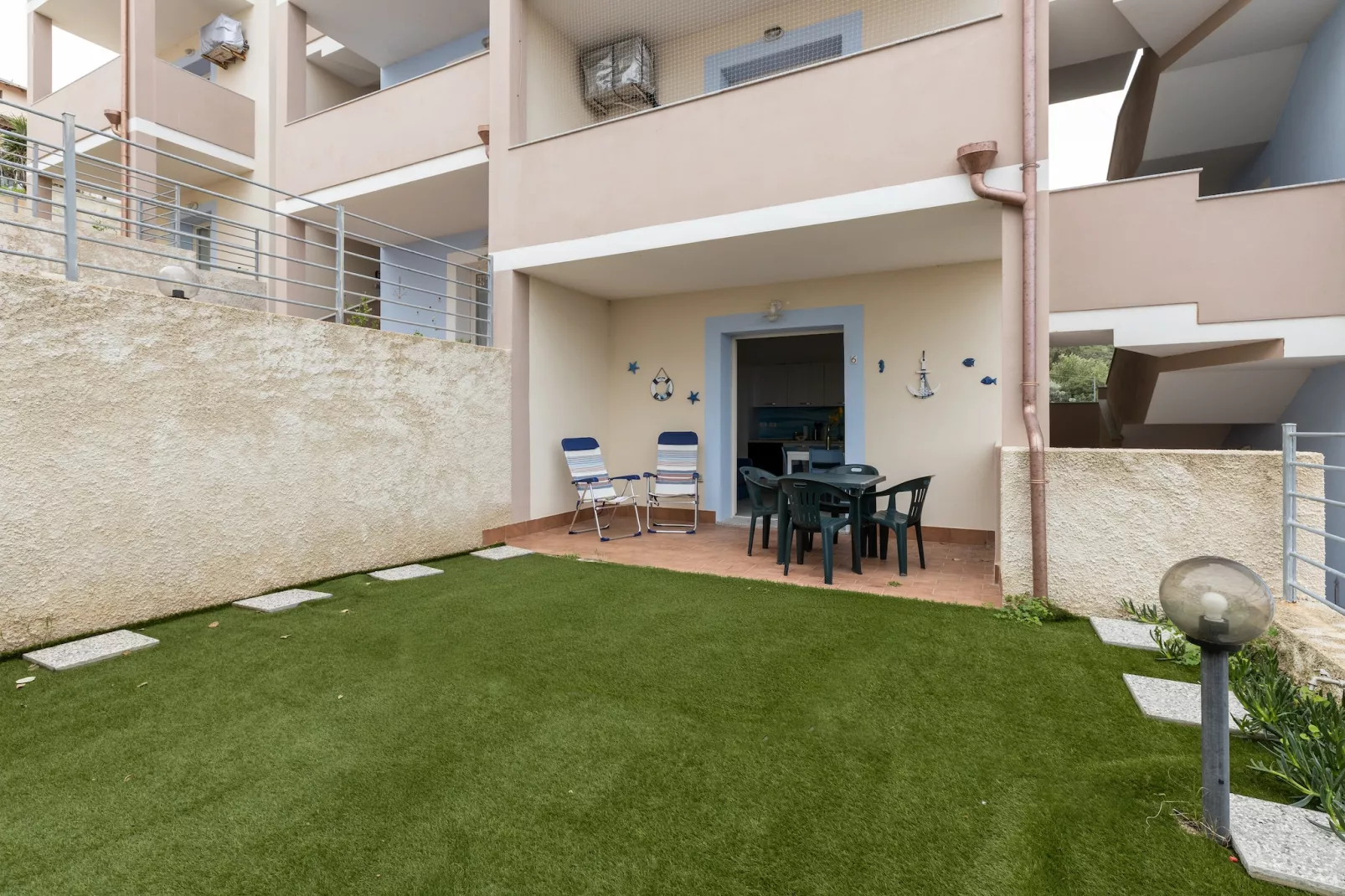 BILO BADESI CON PISCINA - Tuinen zomer