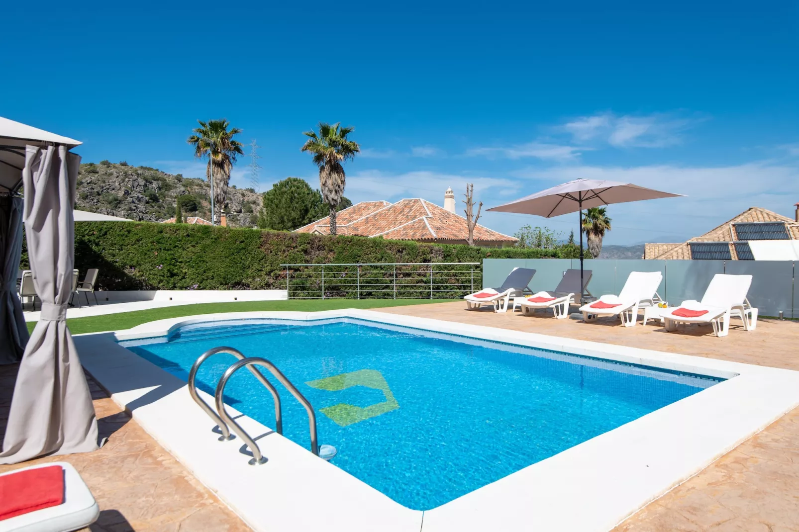 Casa de la Frontera-Zwembad