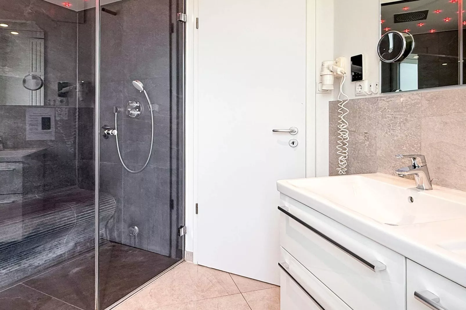 J_Z 10+2 *SWD - Binnen