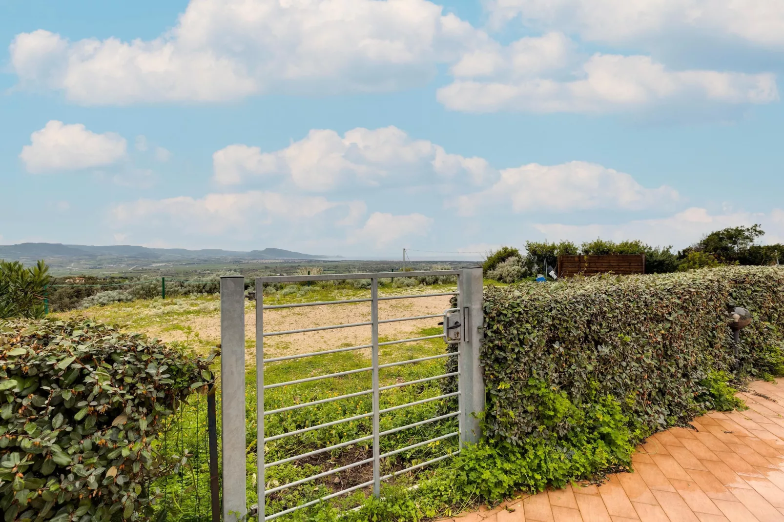 BILO BADESI CON PISCINA - Gebieden zomer 1km