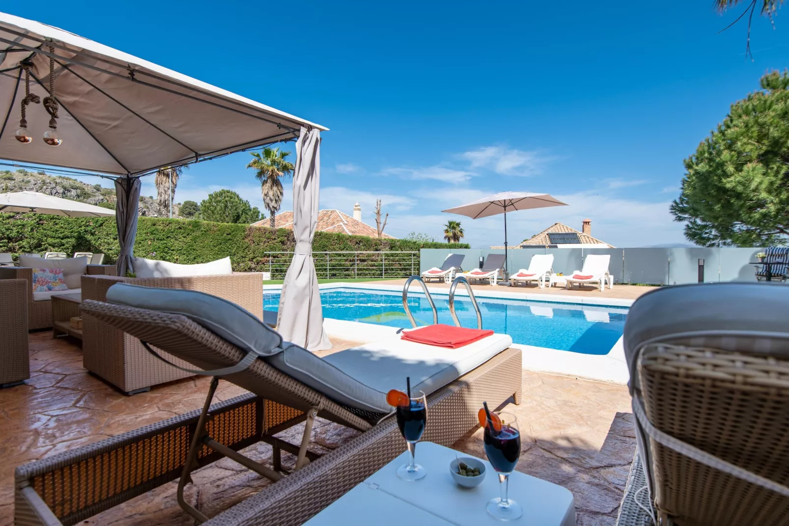 Casa de la Frontera-Zwembad