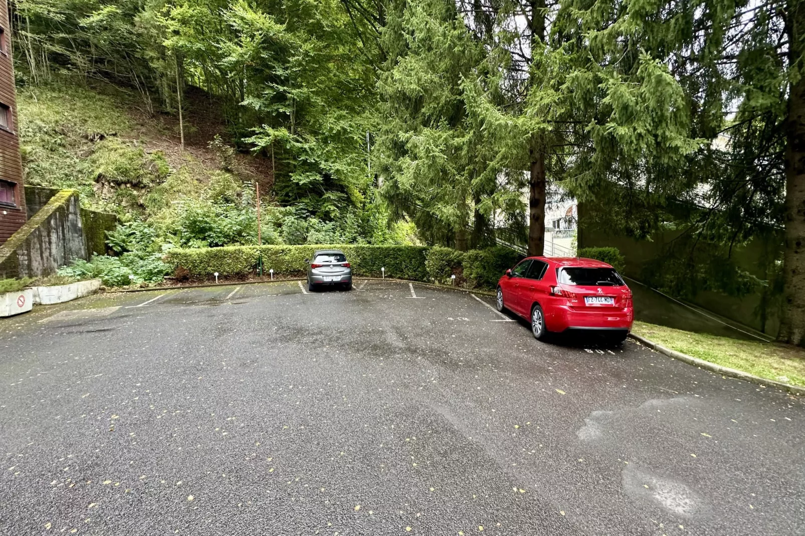 Le Pradet C 513 - Le Mont Dore 4pers-Buitenlucht