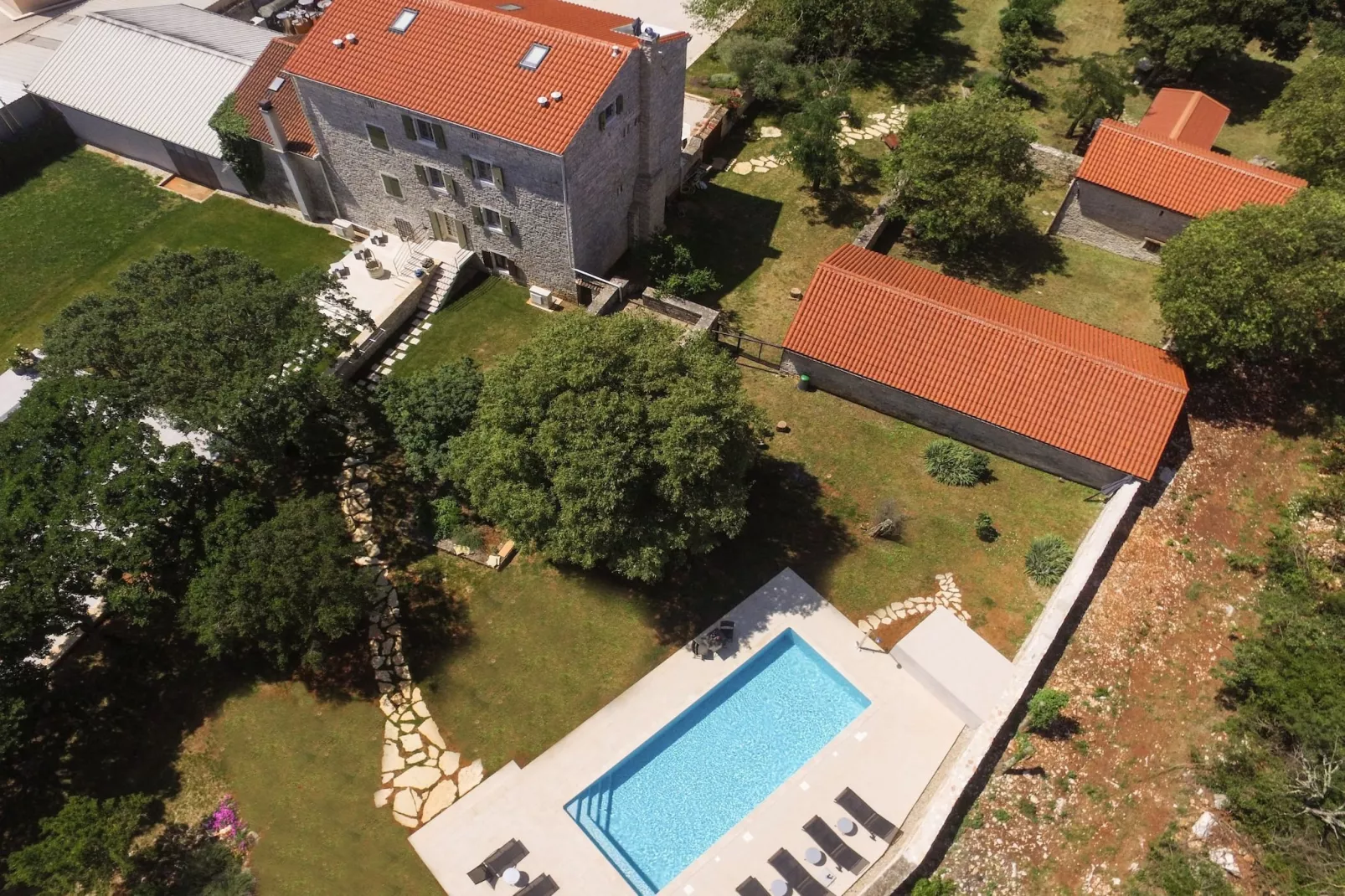 Tranquil Getaway with Shared Pool in Bale - One Bedroom Apartment-Uitzicht