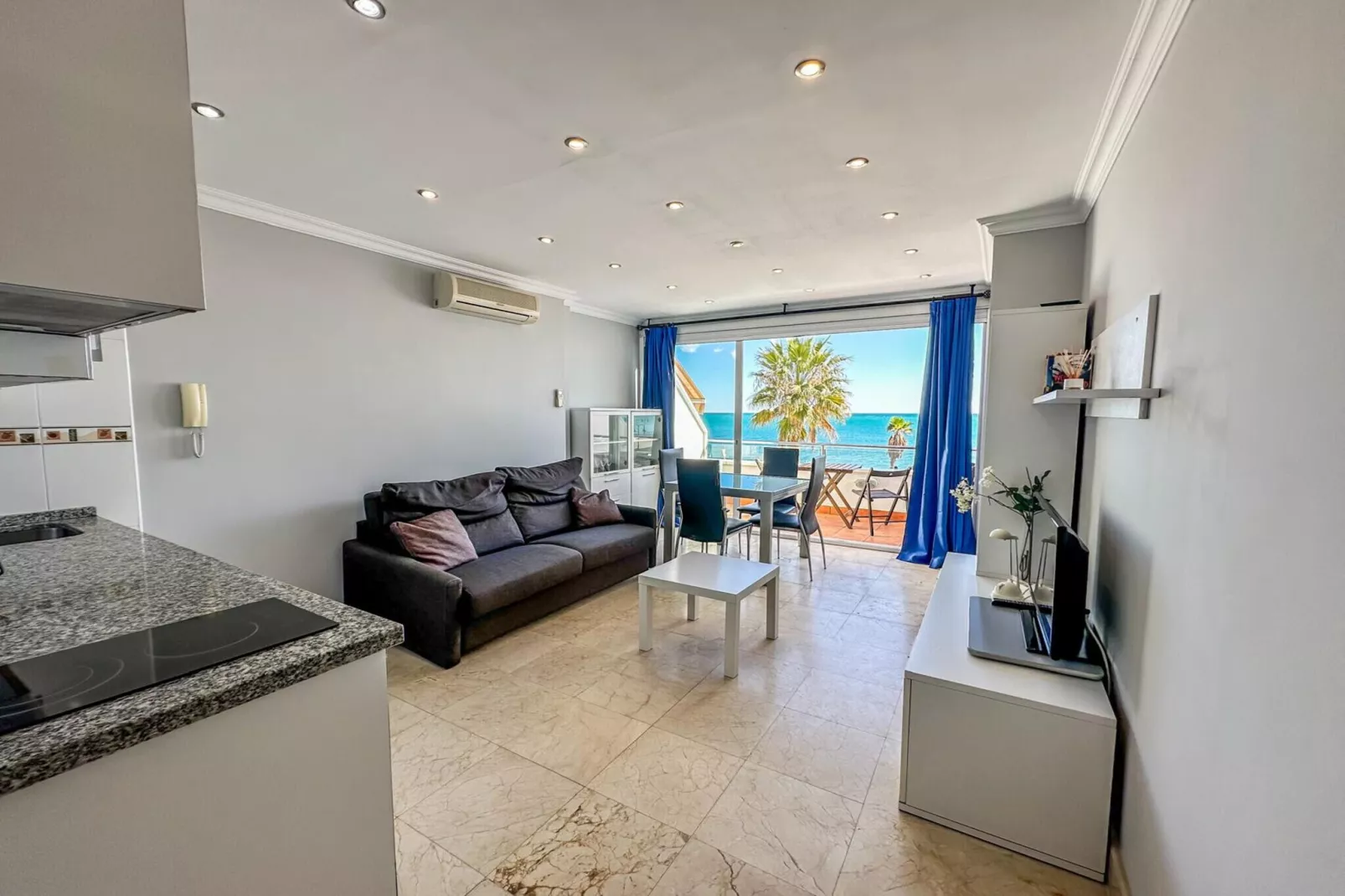 Roca Chica 212 - Woonkamer