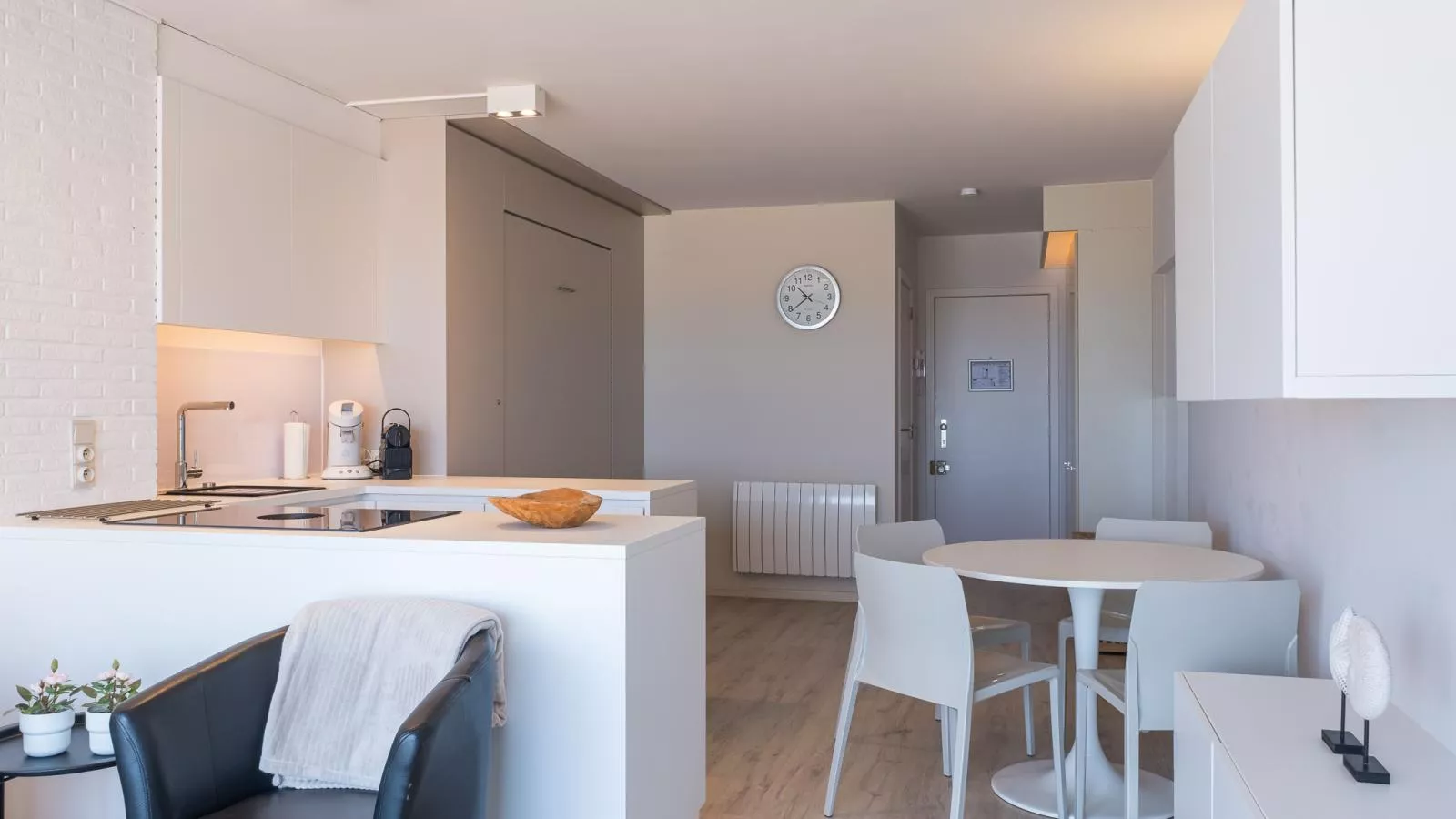 Manager  - 0409 + box 5-Woonkamer