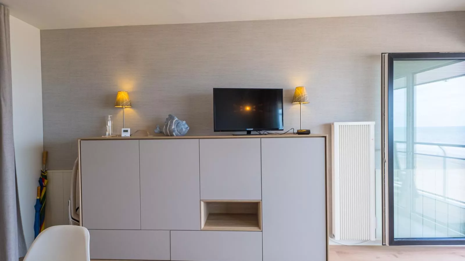 Darwin II - 0605 + box 41 (Green Garden)-Woonkamer