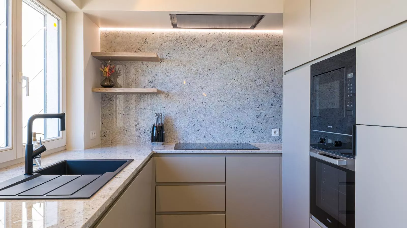 Lakme - 0801 + box 16 (Villa Georges II)-Keuken