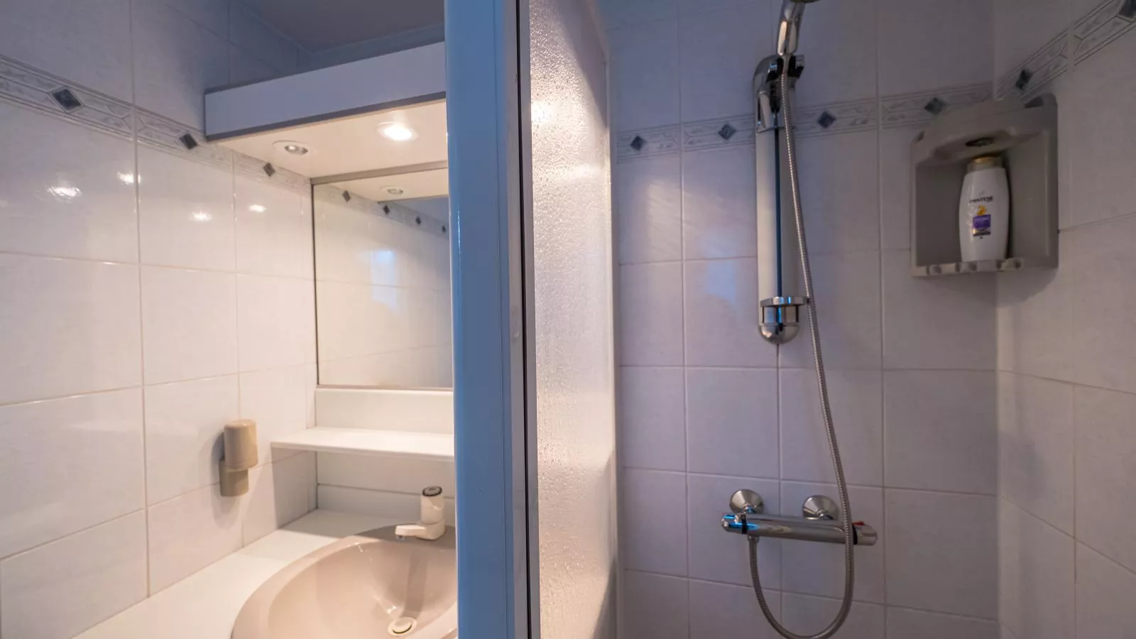 Westenwind - Nr. 3 + park.-Badkamer