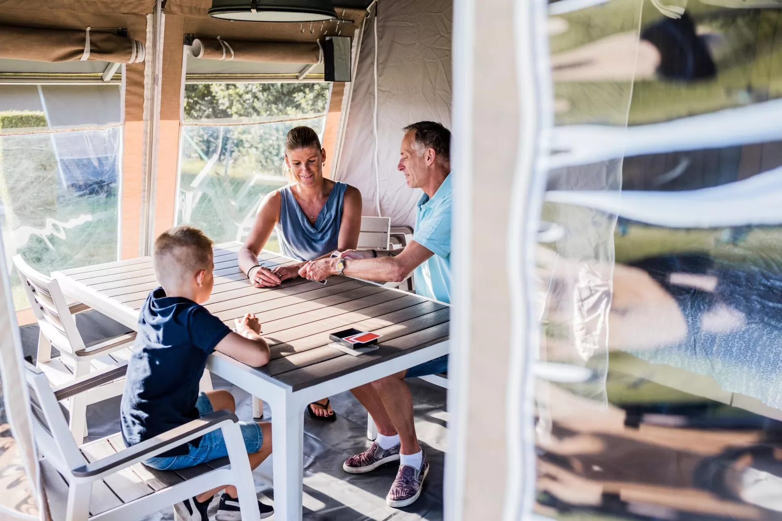 Camping Nommerlayen 2-Eetkamer