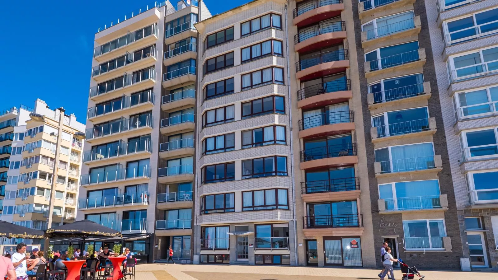 Lakme - 0801 + box 16 (Villa Georges II)-Buitenlucht