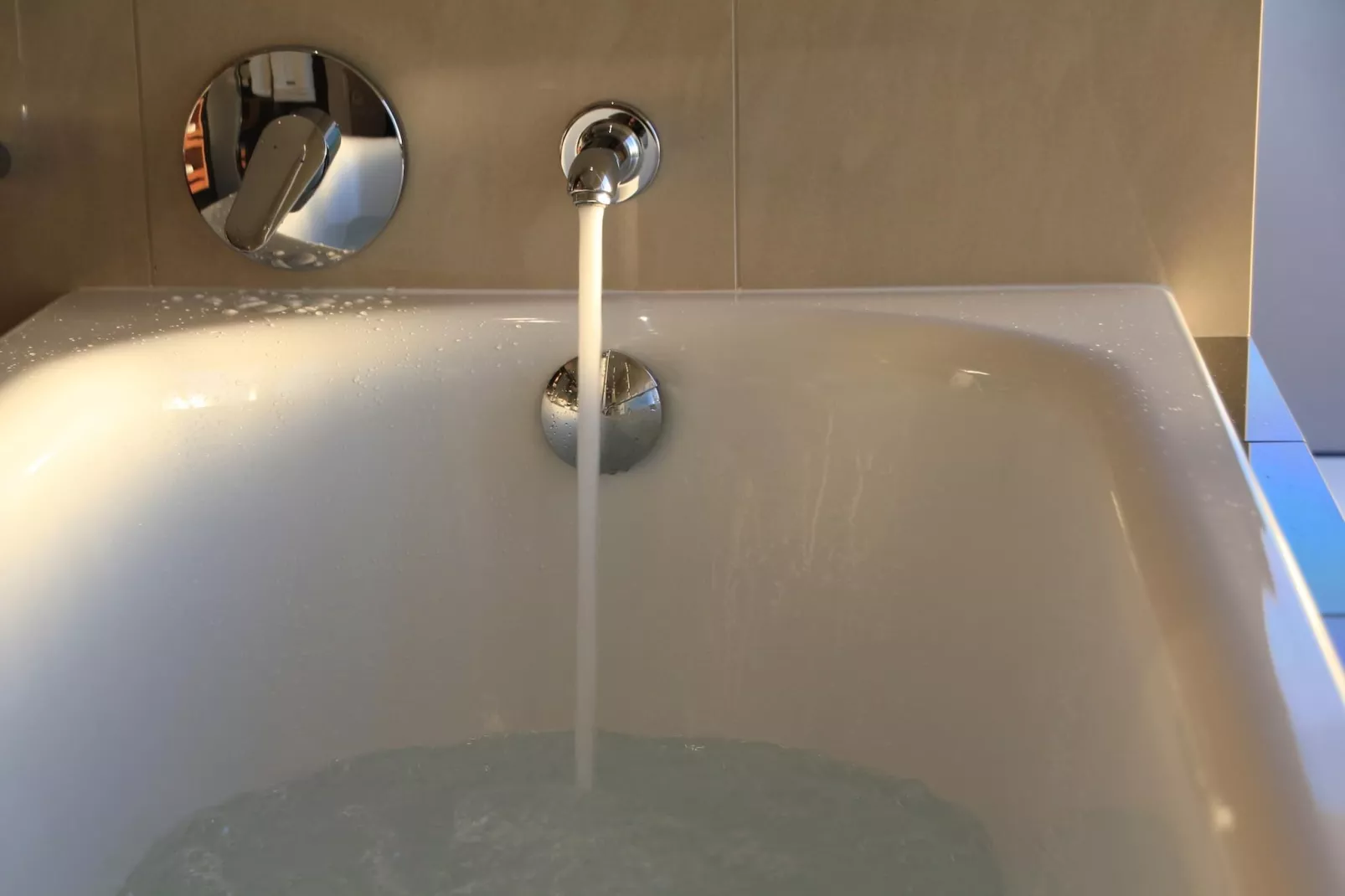 Superior Double Room with Balcony - Badkamer