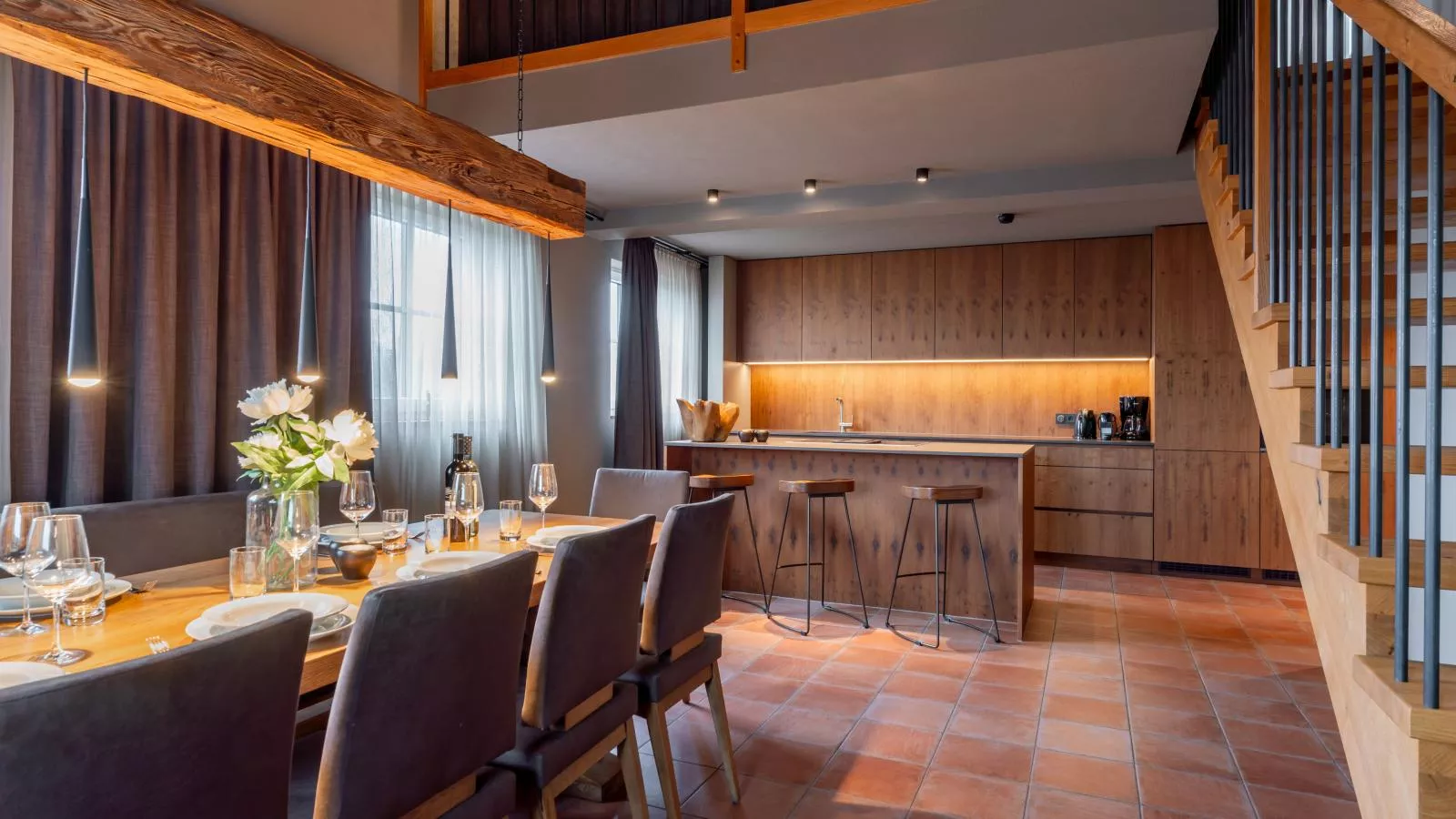 Tauern Suites Mitterwirt TOP 121  122-Eetkamer