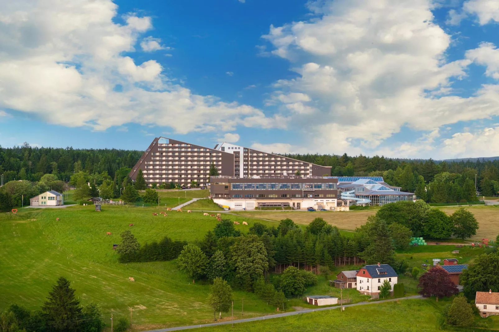 IFA Schöneck Ferienpark - 1 Raum App / AP1 - Buitenkant zomer