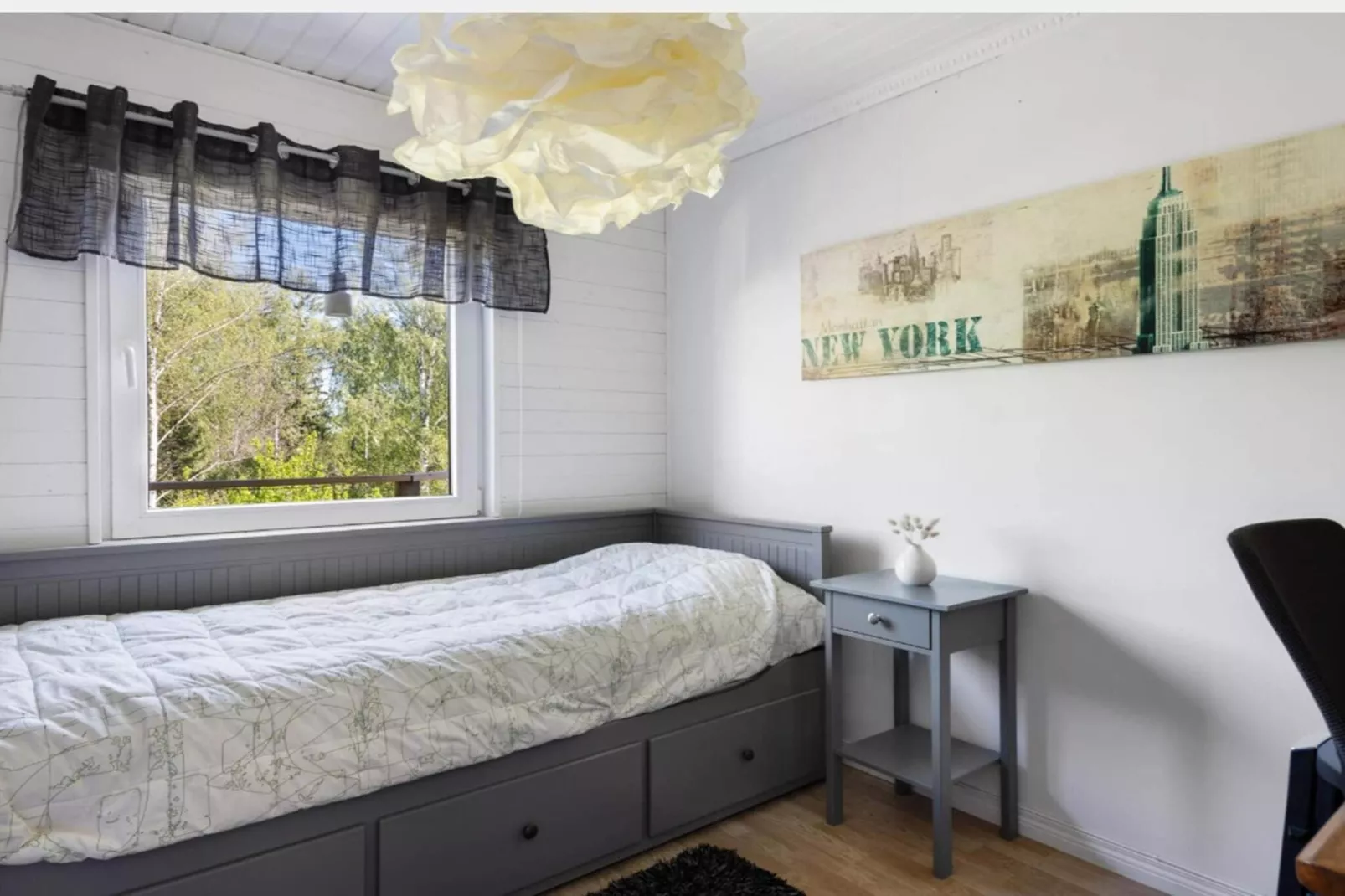 Gezellig toevluchtsoord in het bos met bubbelbad - Binnen