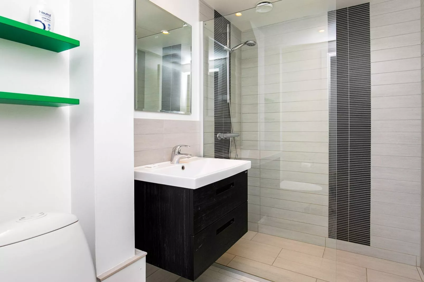 2½ room w/seaview 1 st floor-Binnen