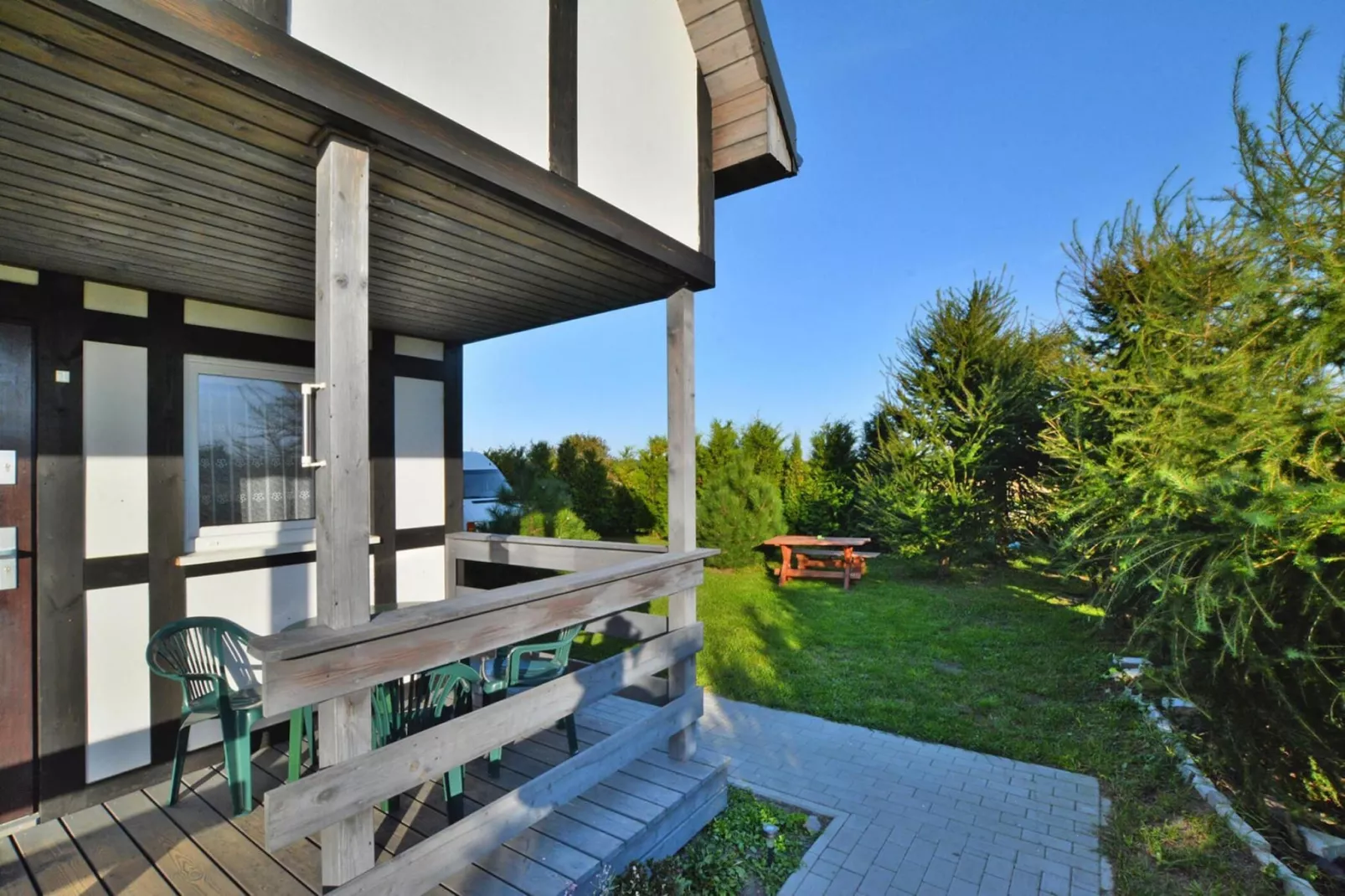 Domki Pani Marii 50 m2 dla 5 osób Jarosławiec-Terrasbalkon