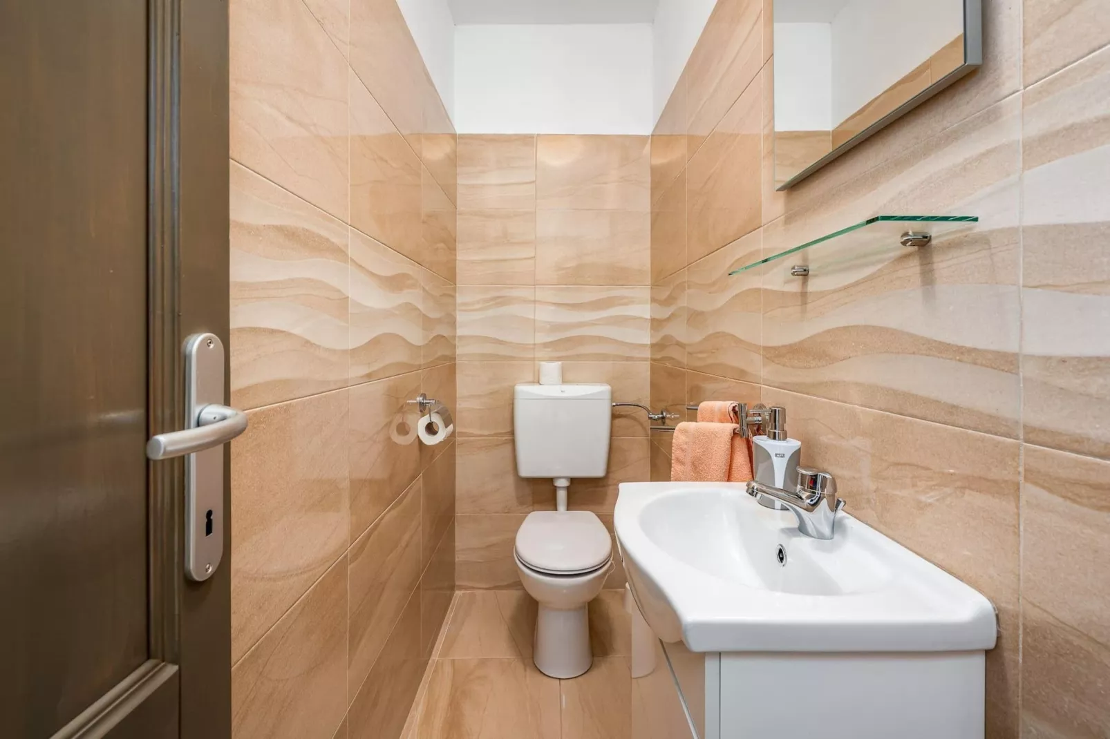 Lara 8 - Shared Pool, Sauna, Jacuzzi - Badkamer