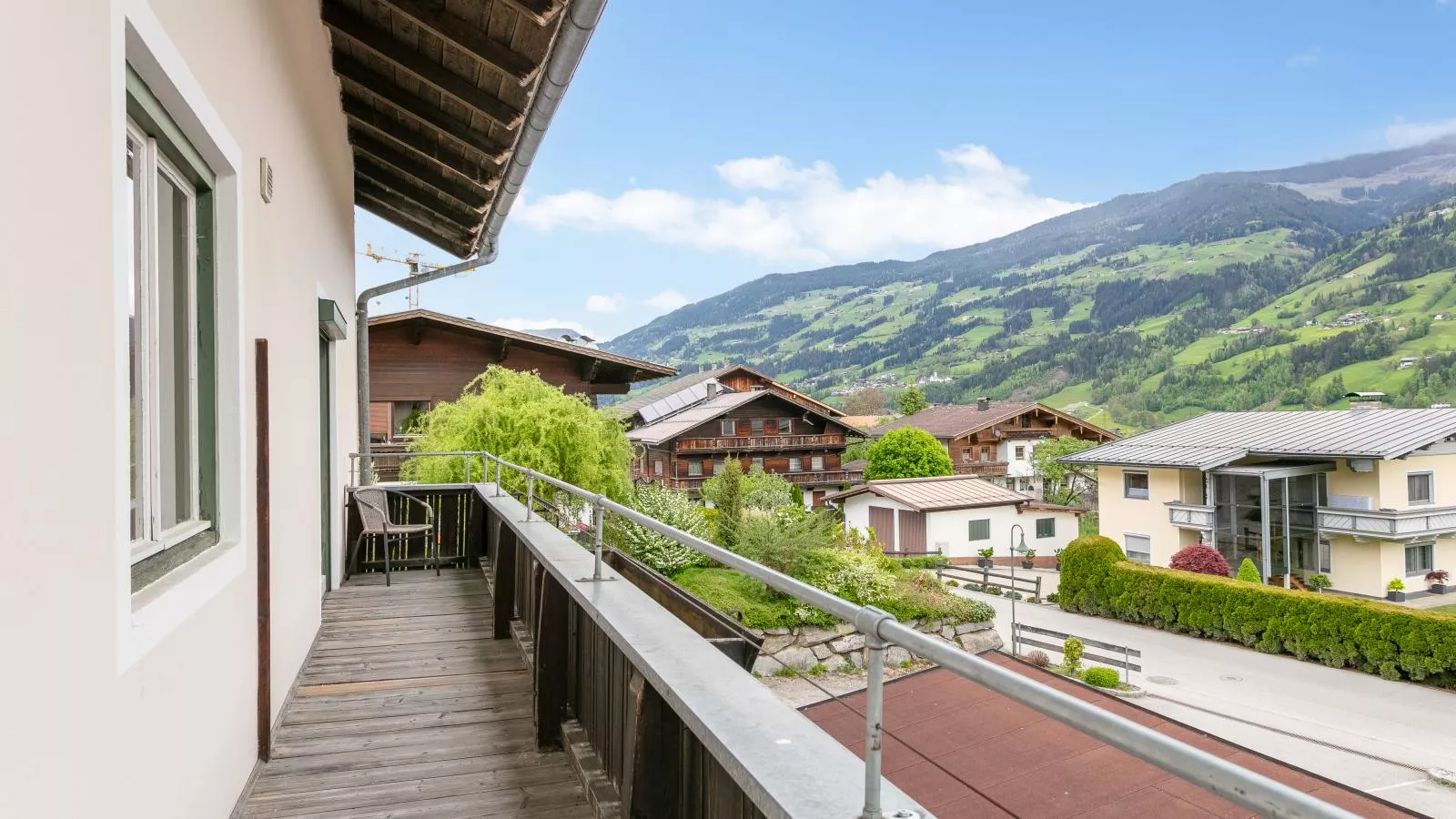 Wiesenglück-Terrasbalkon