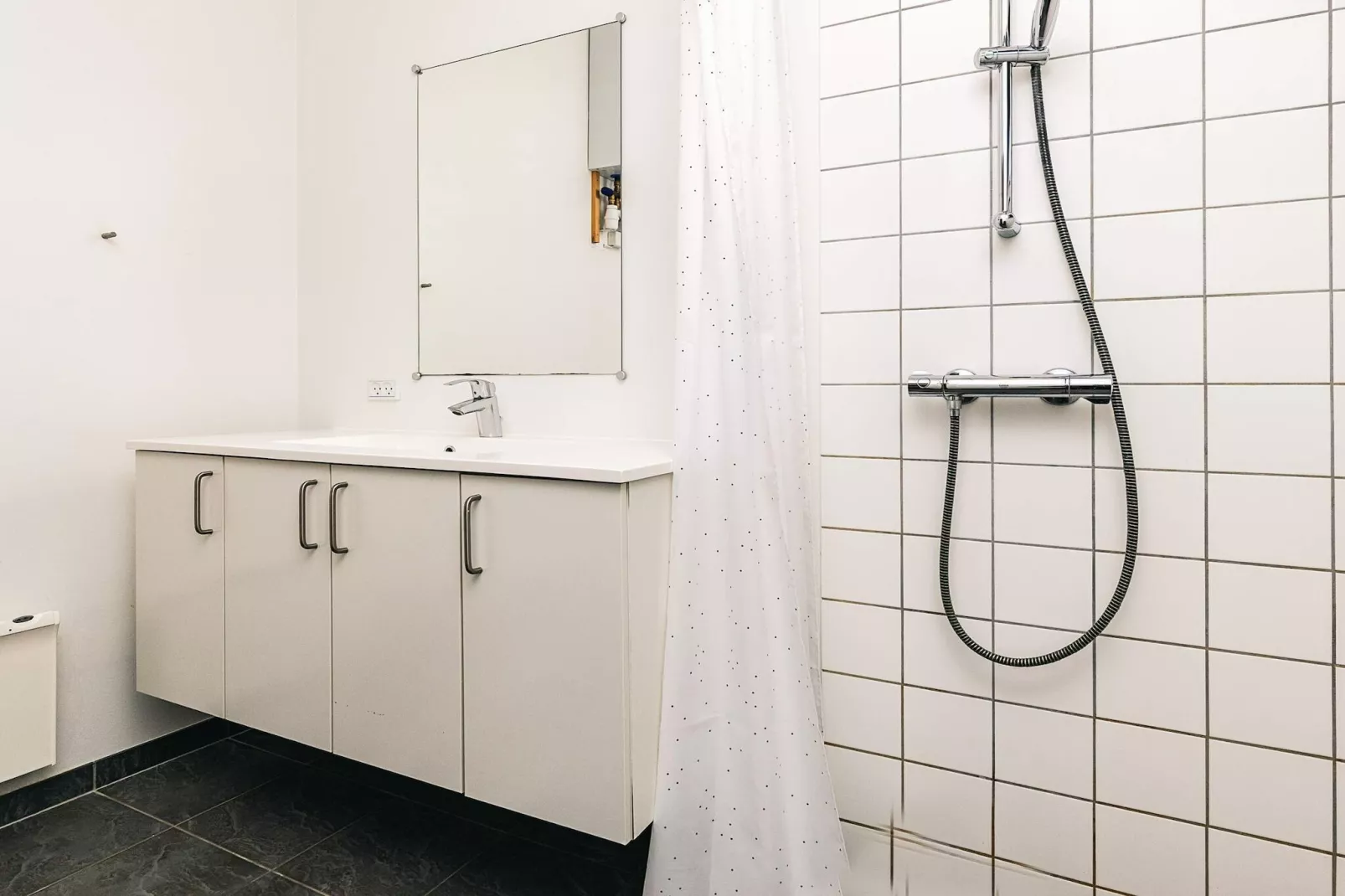 2 room Standard-Binnen