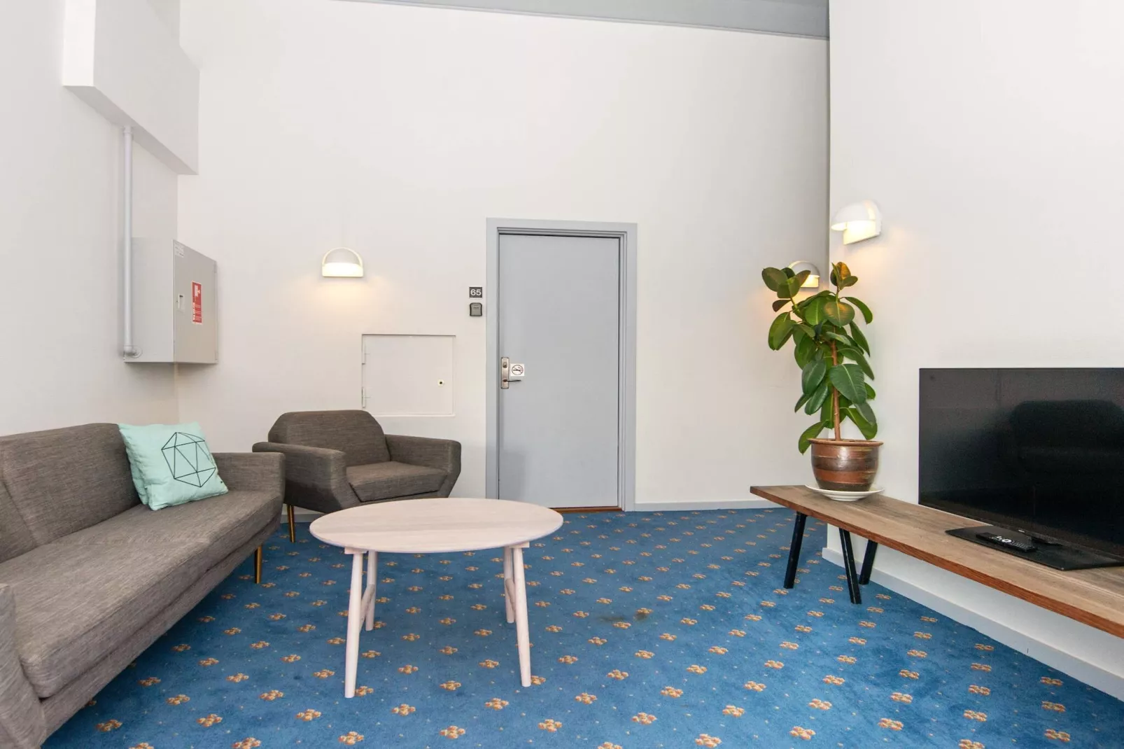 1 roomView couGFloor/1floorPrem-Binnen