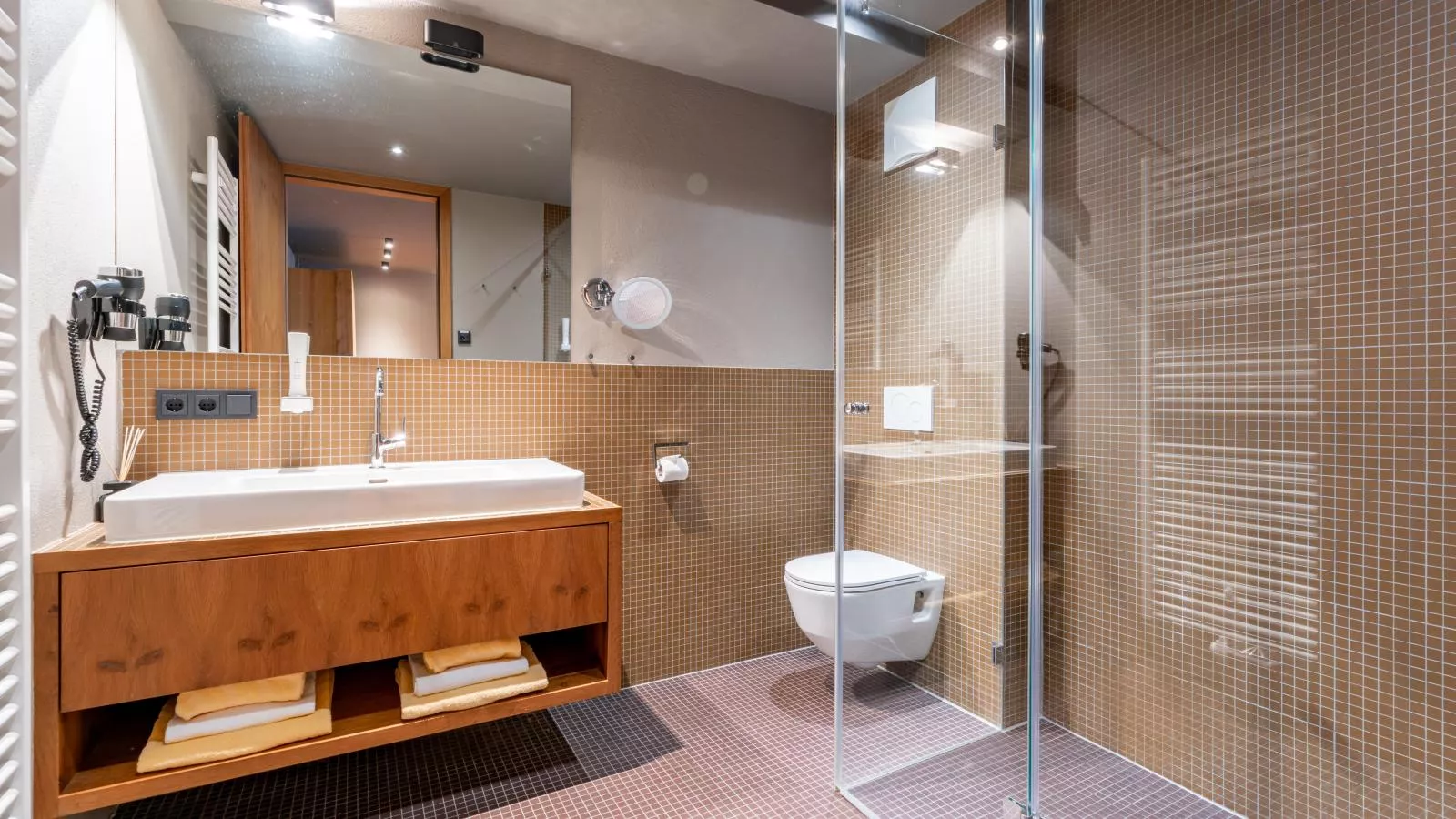 Tauern Suites Mitterwirt TOP 121  122-Badkamer