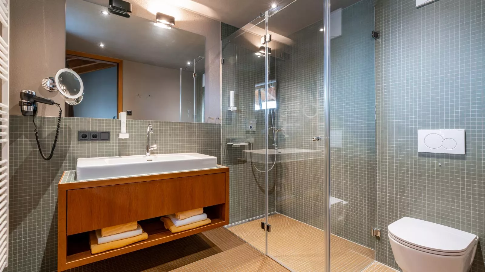 Tauern Suites Mitterwirt TOP 121  122-Badkamer