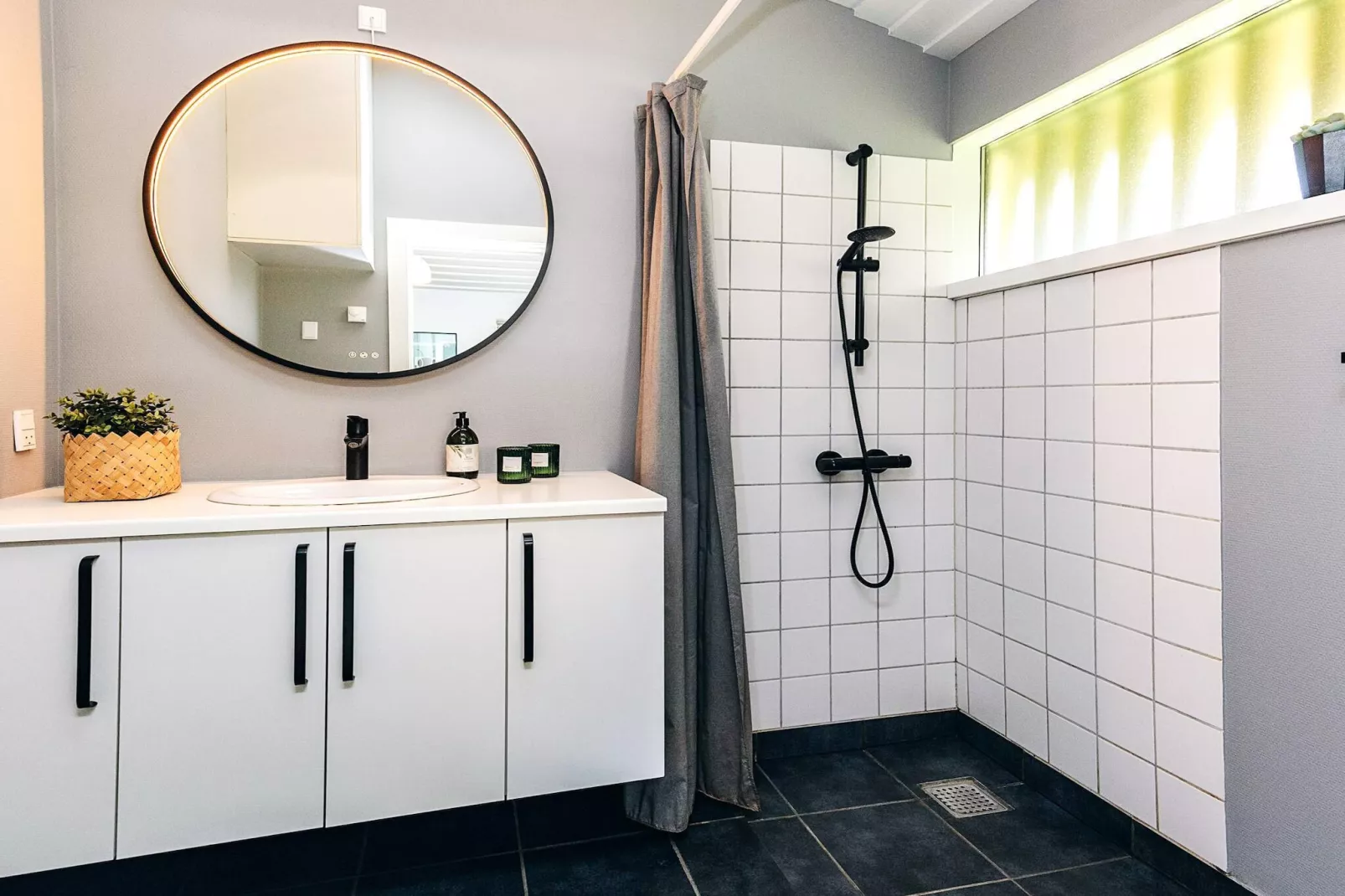 2 room Standard-Binnen