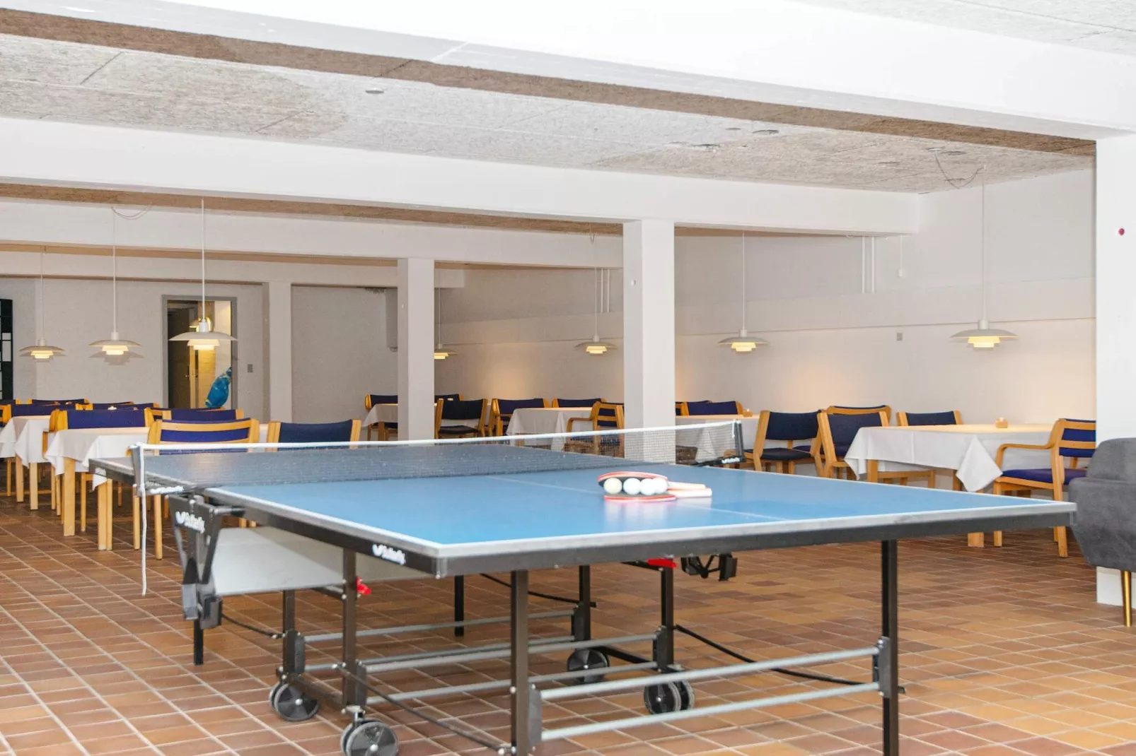 1 roomView couGFloor/1floorPrem-Binnen