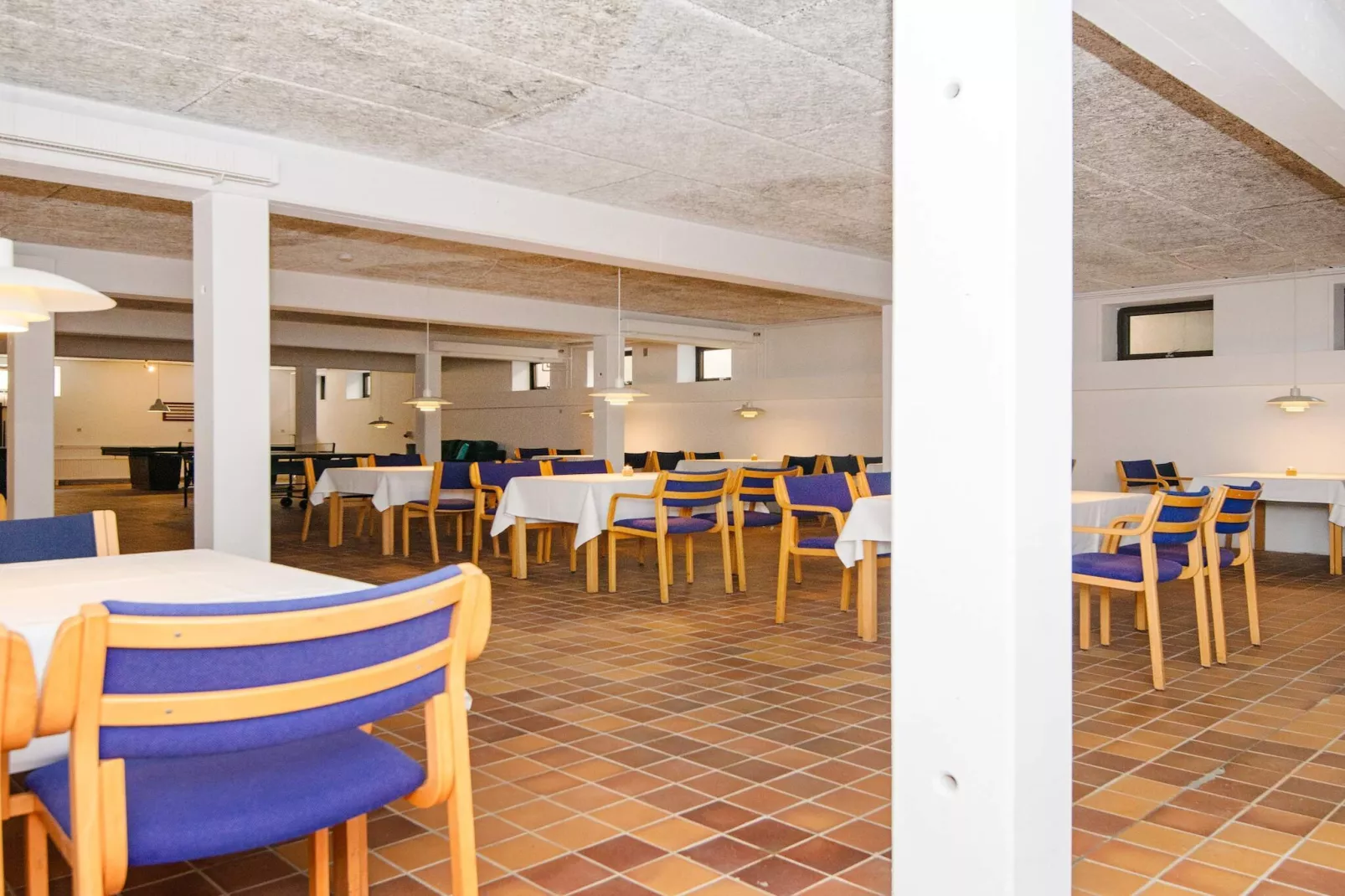 1 roomView couGFloor/1floorPrem-Binnen