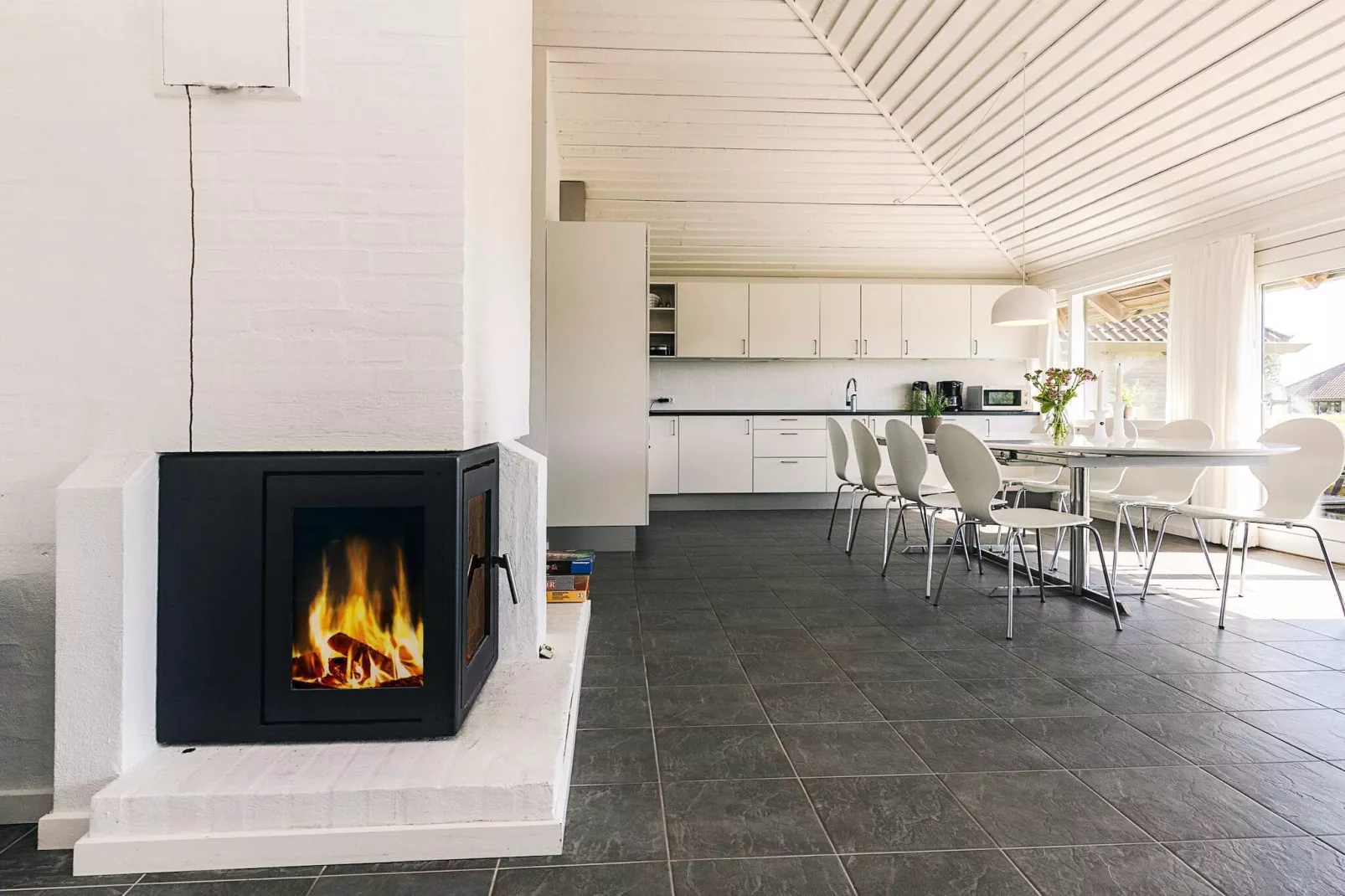 2 room Standard-Binnen