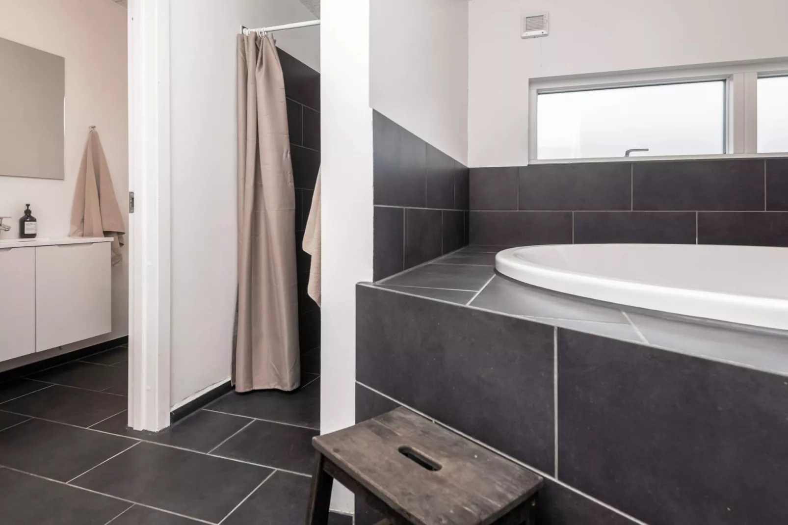 14 persoons vakantie huis in Glesborg - Spa