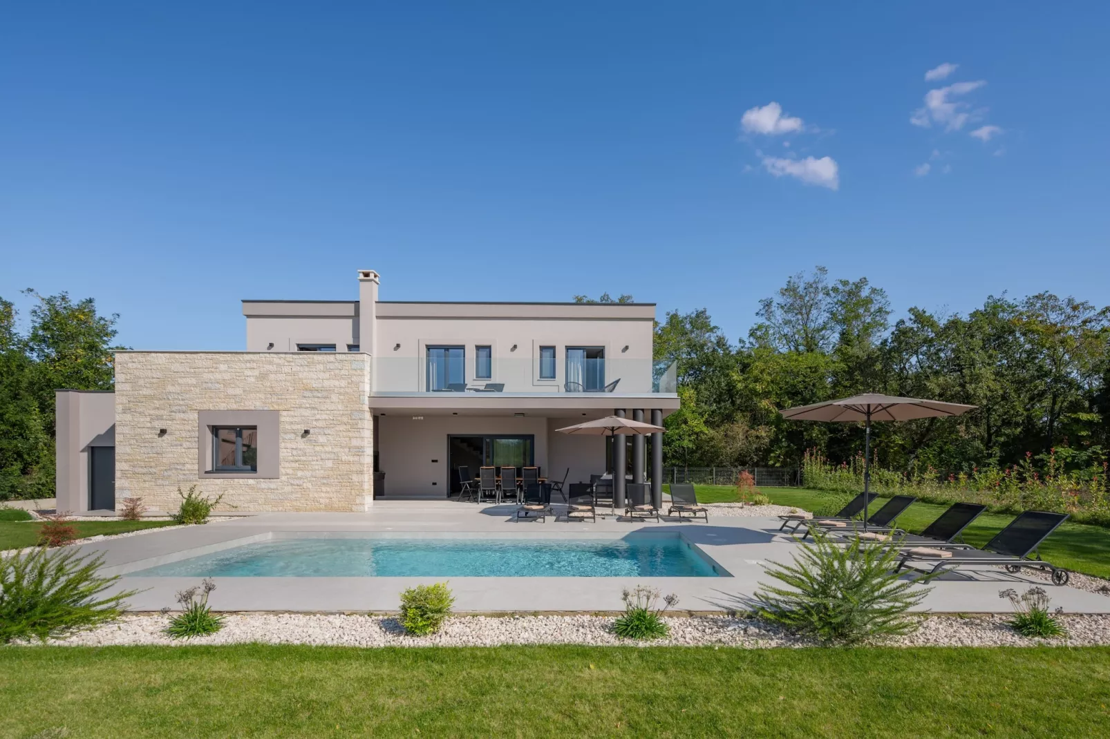 Villa Kalea with pool