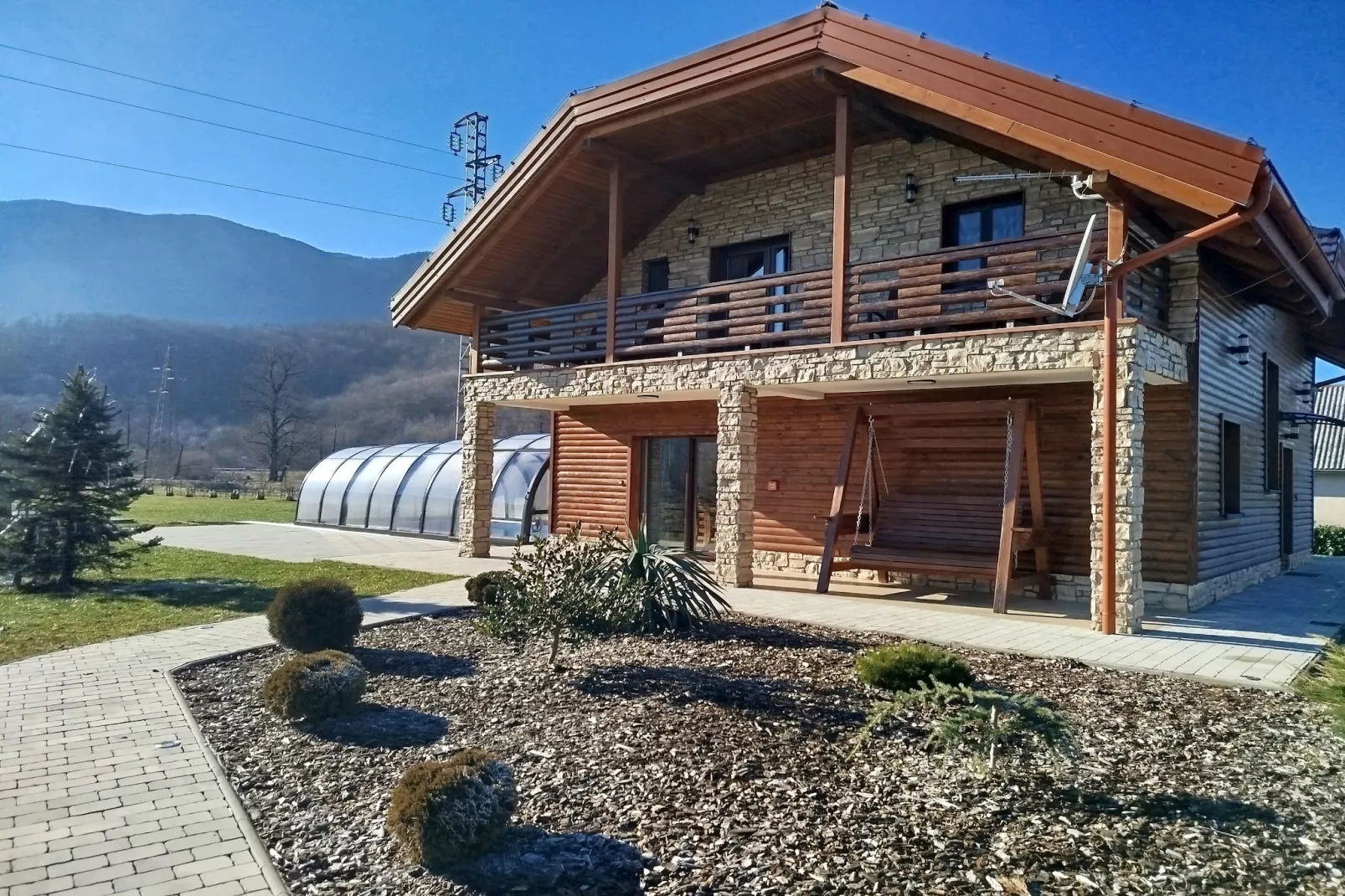 Villa Brusiana with covered heated pool