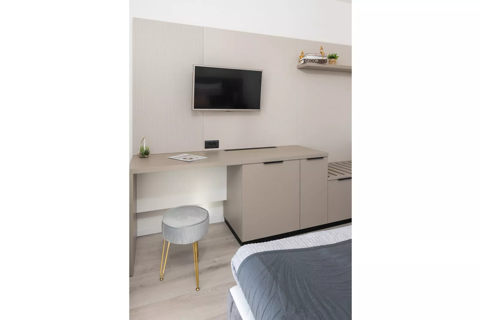 Villa Panorama Dubrovnik (S1) - Deluxe Double Room with Terrace and Sea View-Slaapkamer