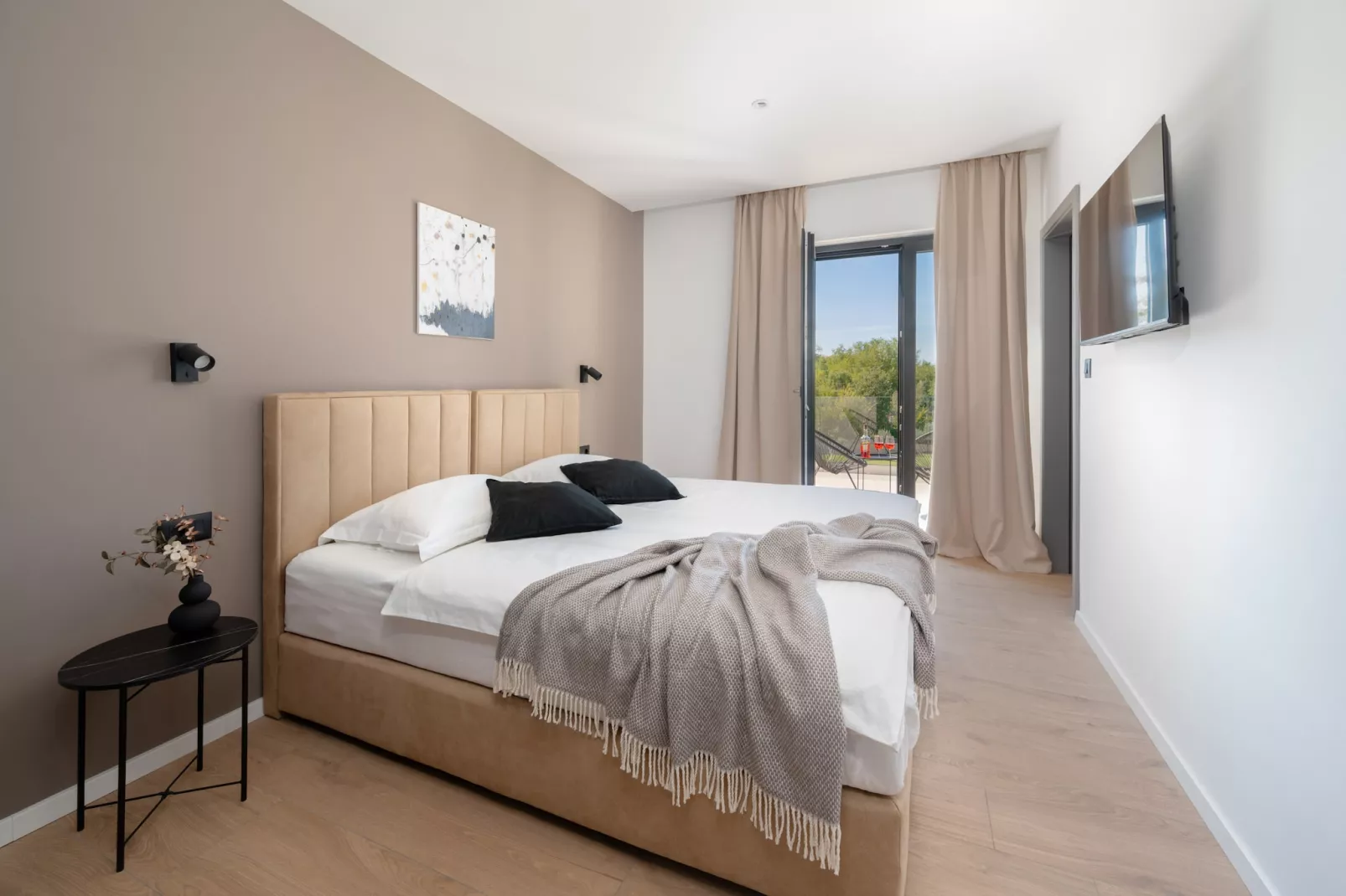 Villa Kalea with pool