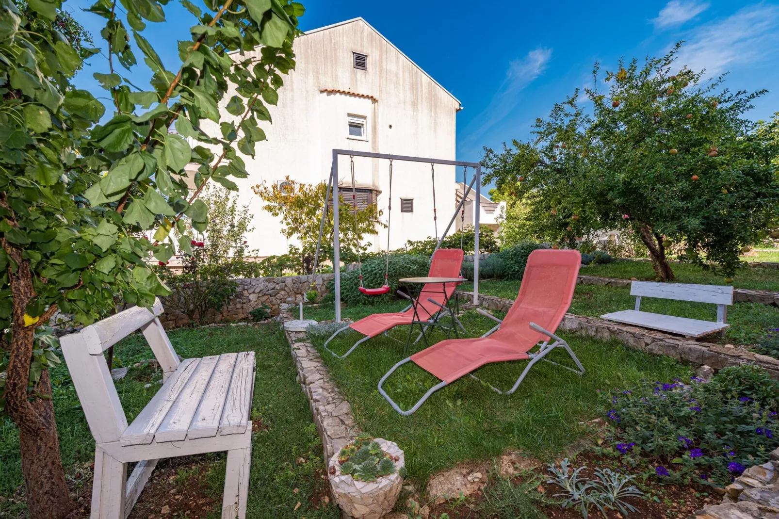 Apartments Bruna - one bedroom apartment A1 - Tuinen zomer