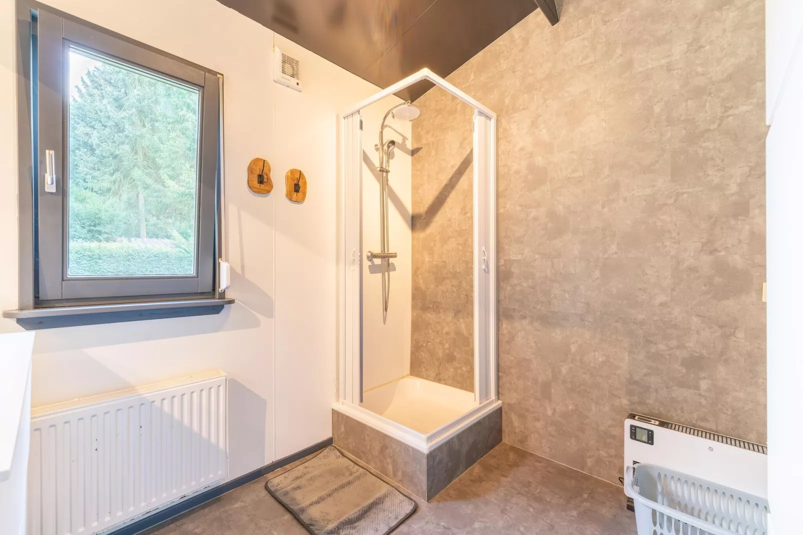 Boshuisje Elri-Badkamer