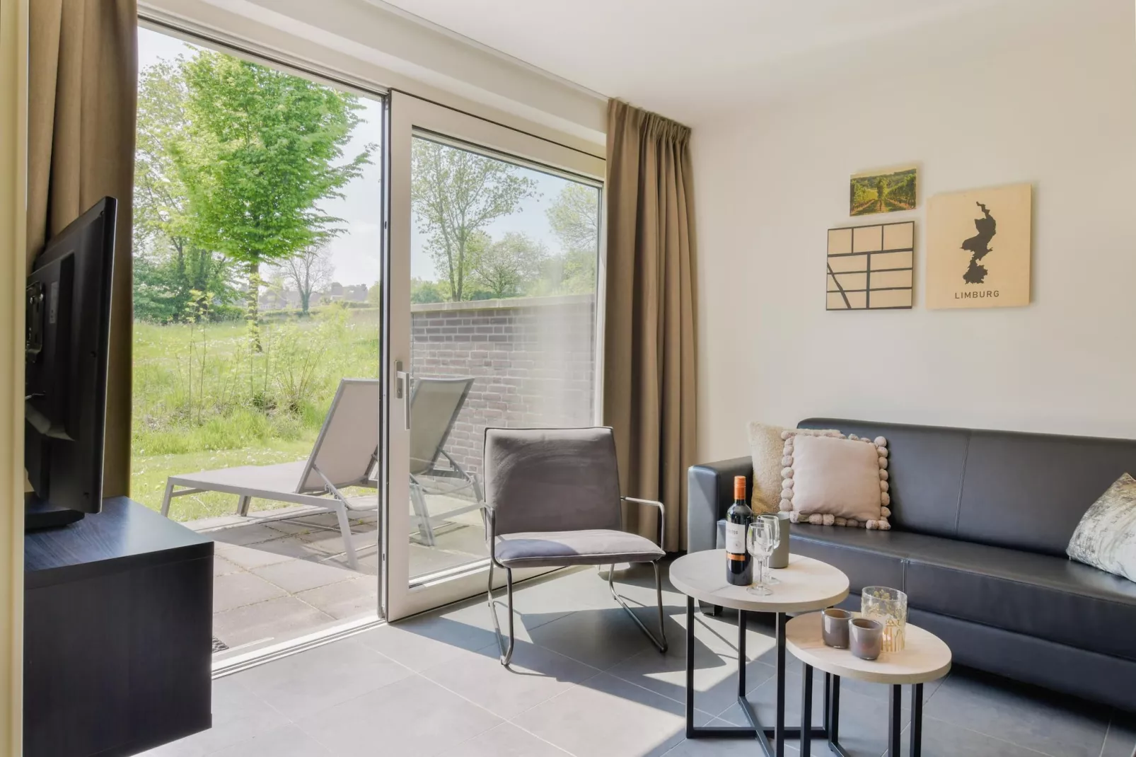 Vakantiepark Reevallis 5 - Woonkamer