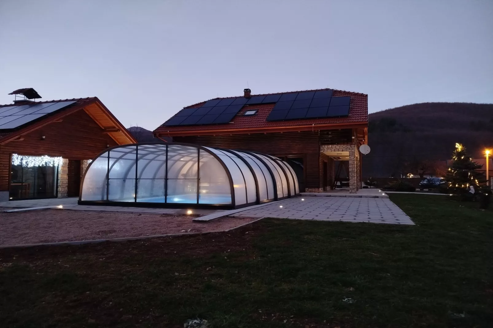 Villa Brusiana with covered heated pool-Zwembad