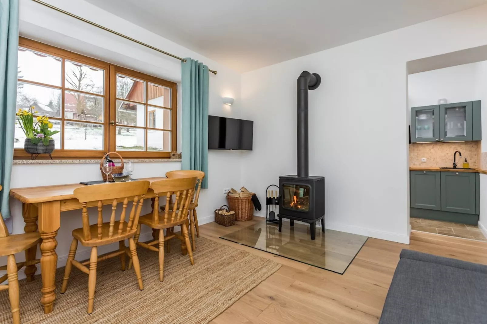 Vysoke nad Jizerou KDS007 - Eetkamer