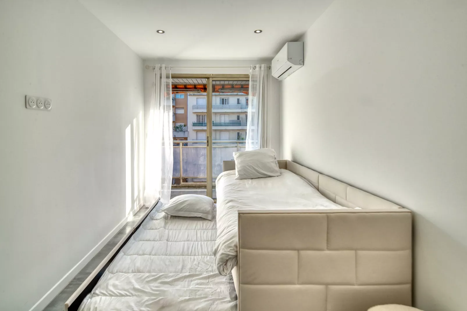 DS-116-POINCARRE-M-Niet-getagd