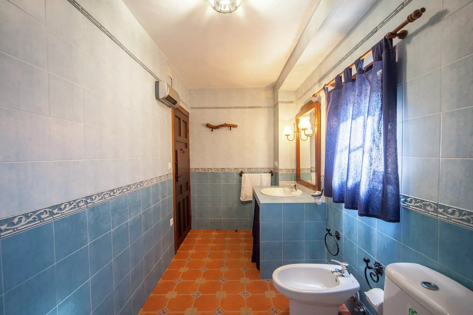 Cortijo El Llano-Badkamer