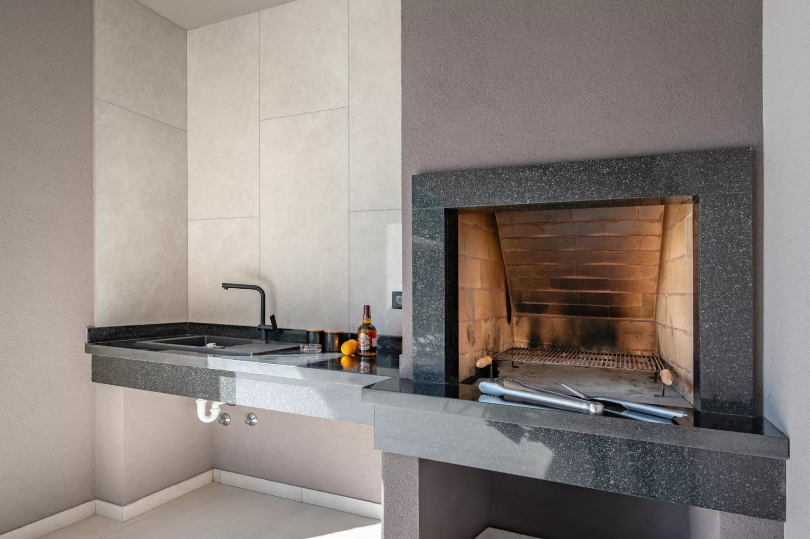 Villa Kalea with pool-Buitenlucht