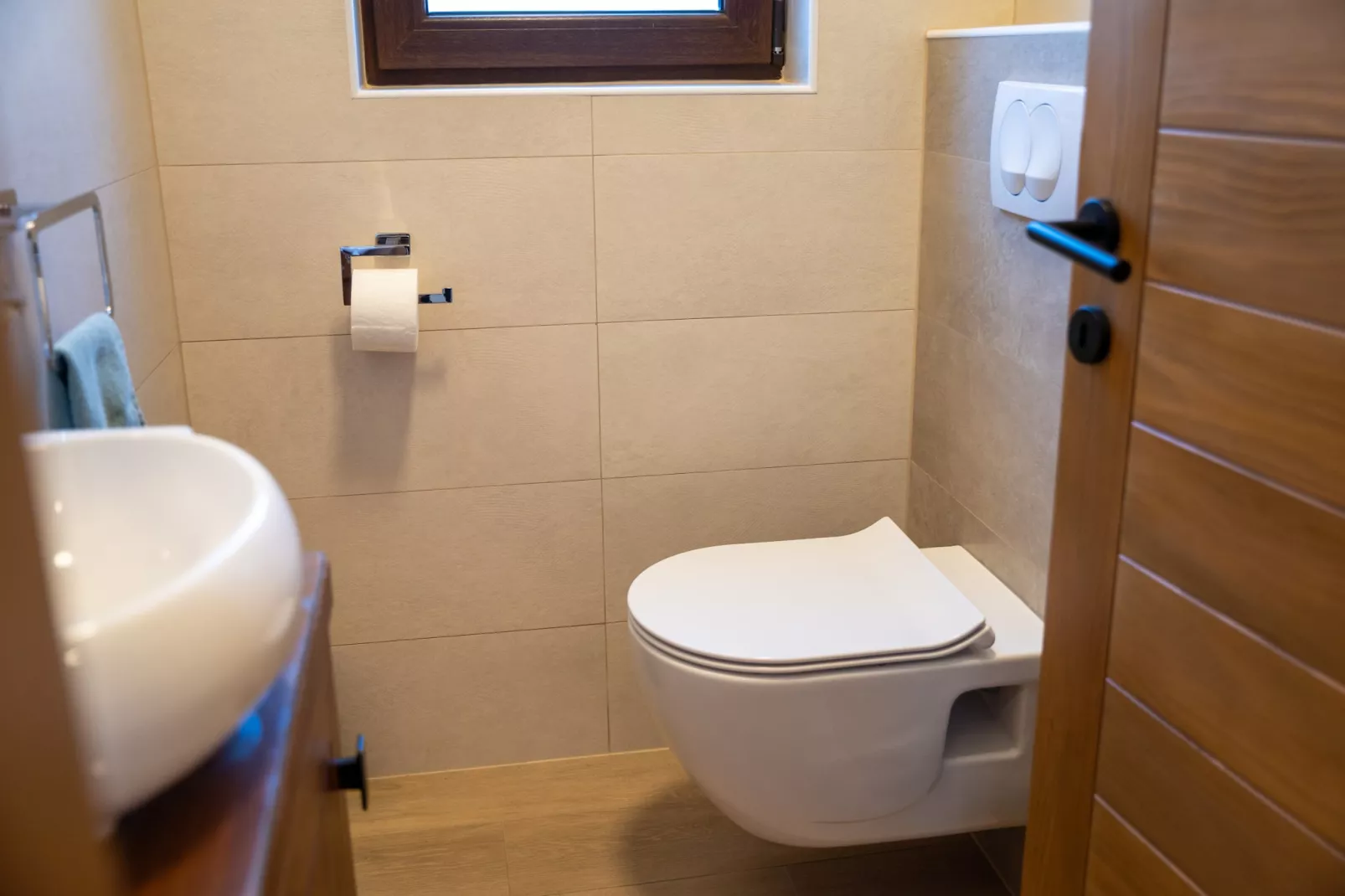 Villa Brusiana with covered heated pool-Badkamer