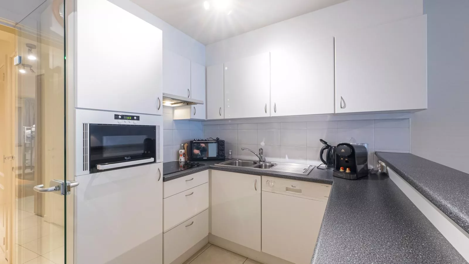 De Ra - 0101 + park. 45 (Antigua)-Keuken