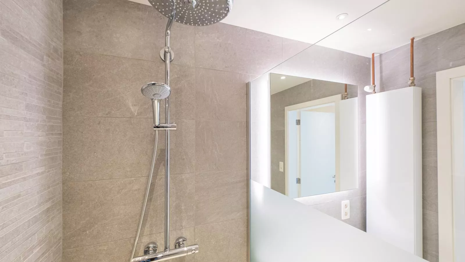 Trianon - 0609-Badkamer