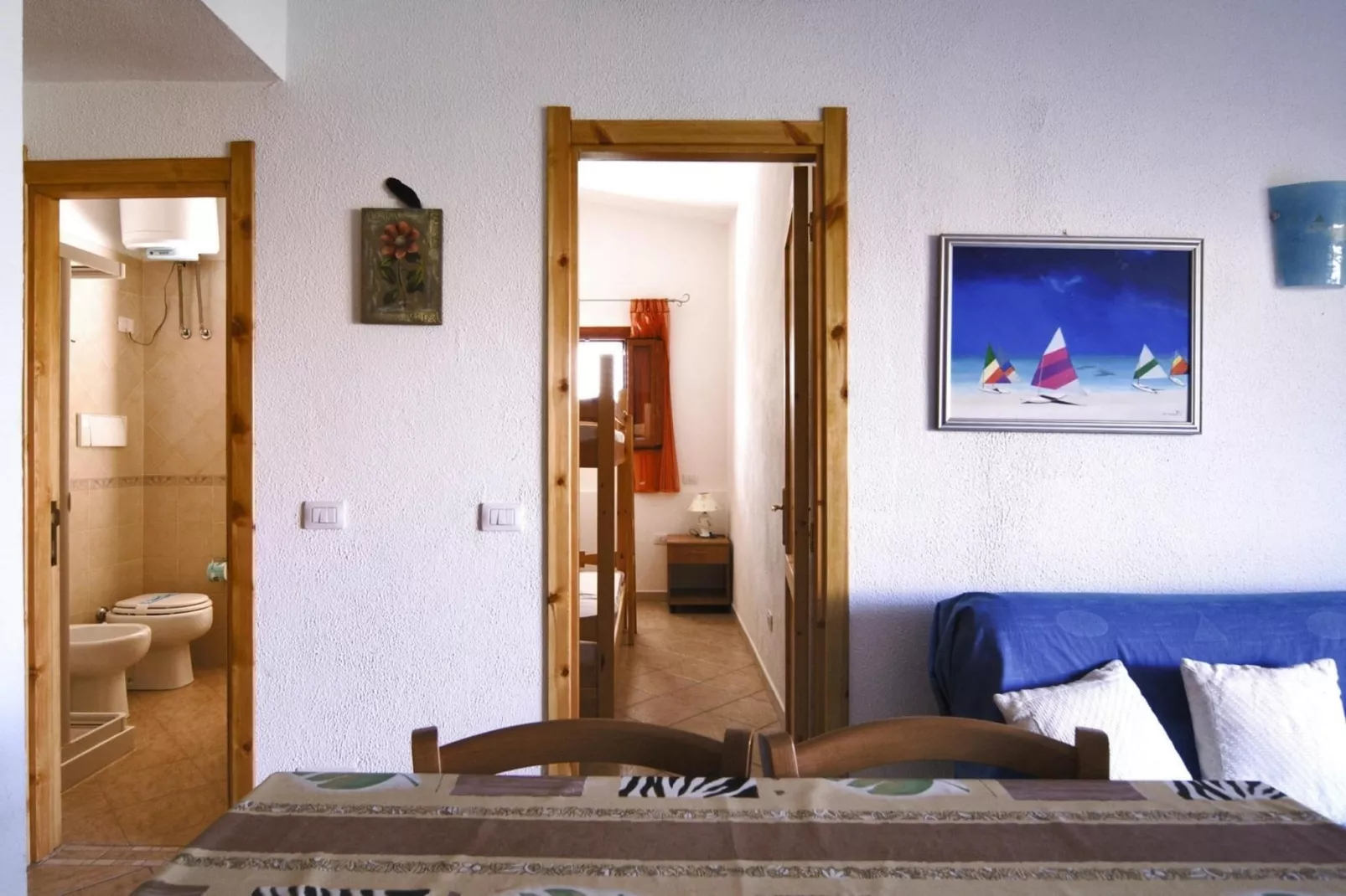 Apartments Le Ginestre Costa Rei - Type Trilo-Eetkamer