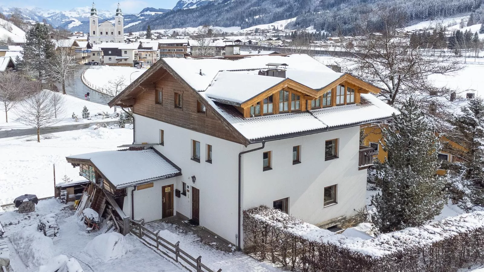 Appartement Brixnerwirt IV-Exterieur winter