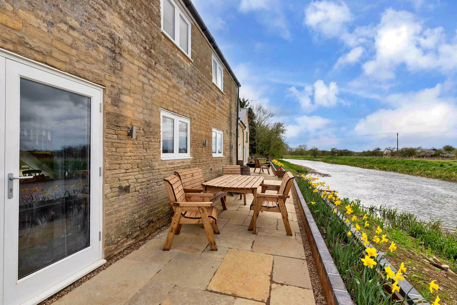 The Warren - Buitenlucht