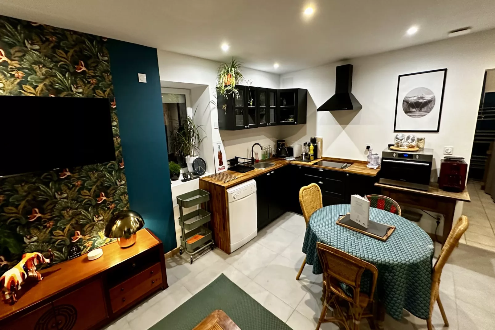 La Comète - Le Mont Dore 3*- SPA-Keuken